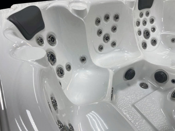 Спа-Бассейн джакузи AQUAMASTER SPA Siber