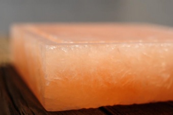 Плитка из розовой гималайской соли 200*200*25 мм шлифованная
